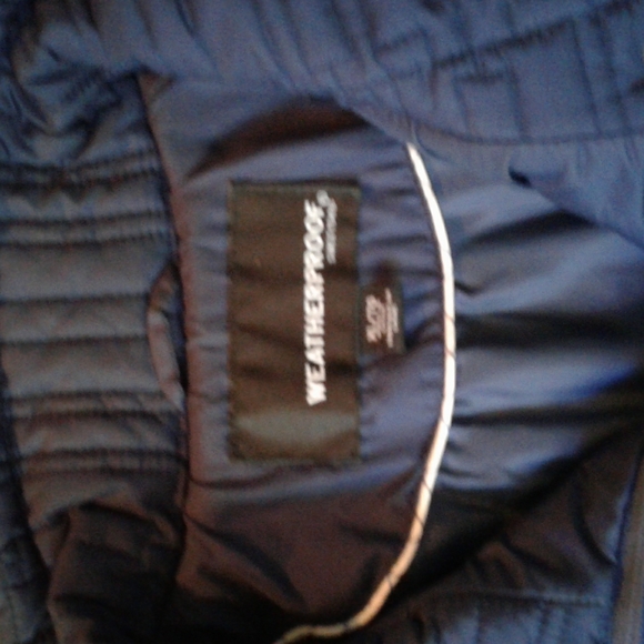 Quilted navy blue jacket - Picture 2 of 3